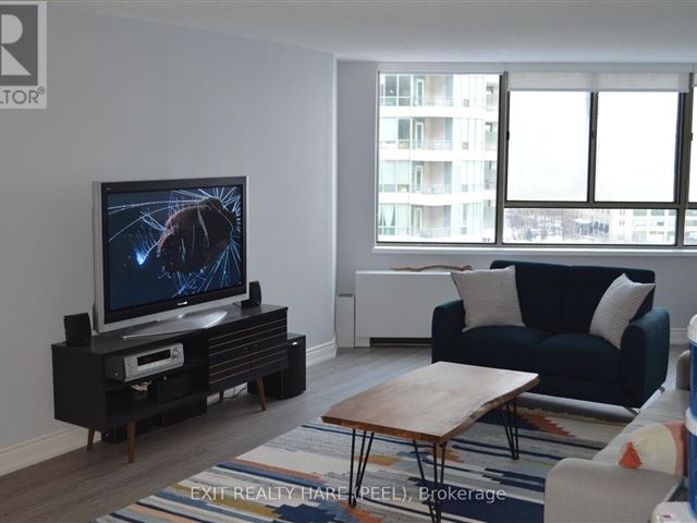 Harbourpoint 1 - 1108 250 Queens Quay West - photo 2