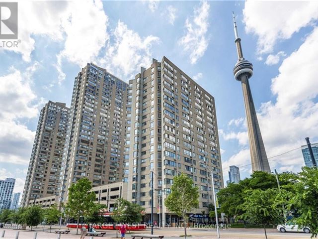 Harbourpoint 1 - 1903 250 Queens Quay West - photo 1