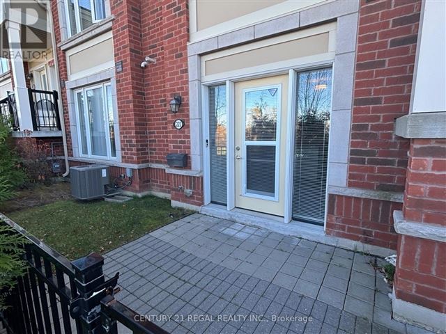 Daniels FirstHome Brampton at Sunny Meadow -  250 Sunny Meadow Boulevard - photo 1