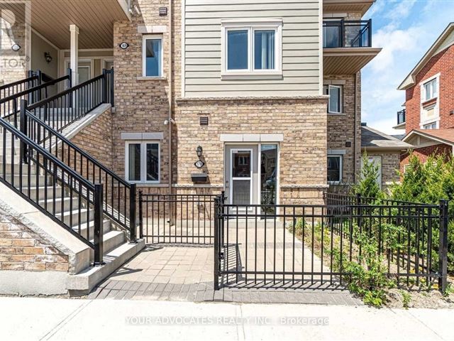 Daniels FirstHome Brampton at Sunny Meadow - 170 250 Sunny Meadow Boulevard - photo 1