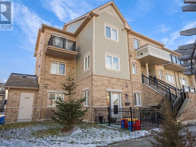 Daniels FirstHome Brampton at Sunny Meadow - 171 250 Sunny Meadow Boulevard - photo 1