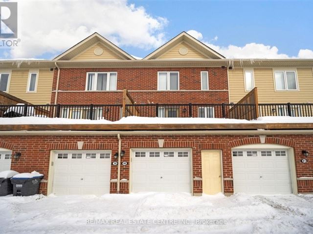 Daniels FirstHome Brampton at Sunny Meadow - 40 250 Sunny Meadow Boulevard - photo 1