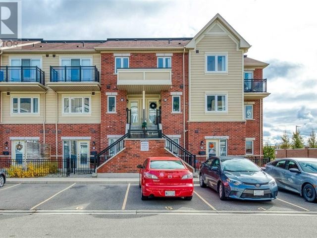 Daniels FirstHome Brampton at Sunny Meadow - 204 250 Sunny Meadow Boulevard - photo 1