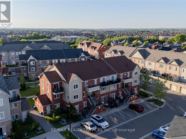 Daniels FirstHome Brampton at Sunny Meadow - 284 250 Sunny Meadow Boulevard - photo 1