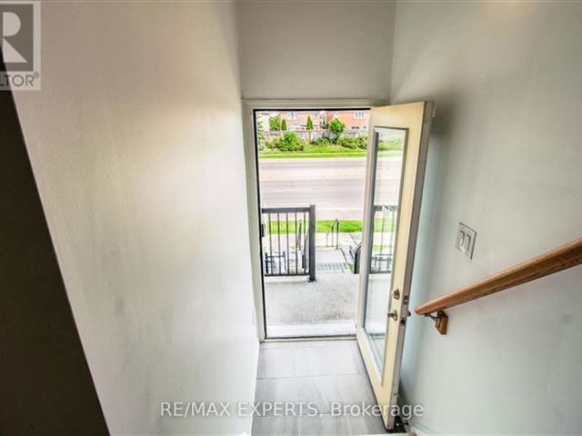 Daniels FirstHome Brampton at Sunny Meadow - 69 250 Sunny Meadow Boulevard - photo 3