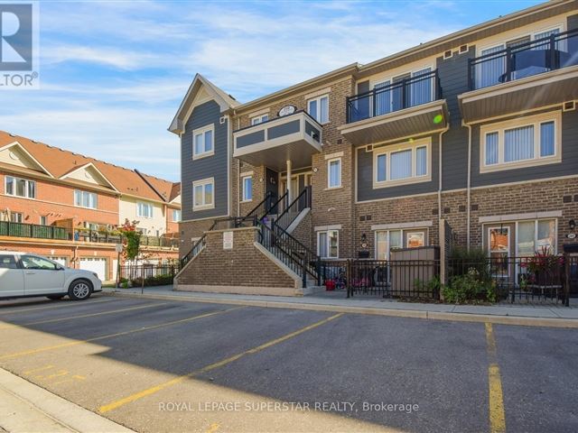 Daniels FirstHome Brampton at Sunny Meadow - 291 250 Sunny Meadow Boulevard - photo 1