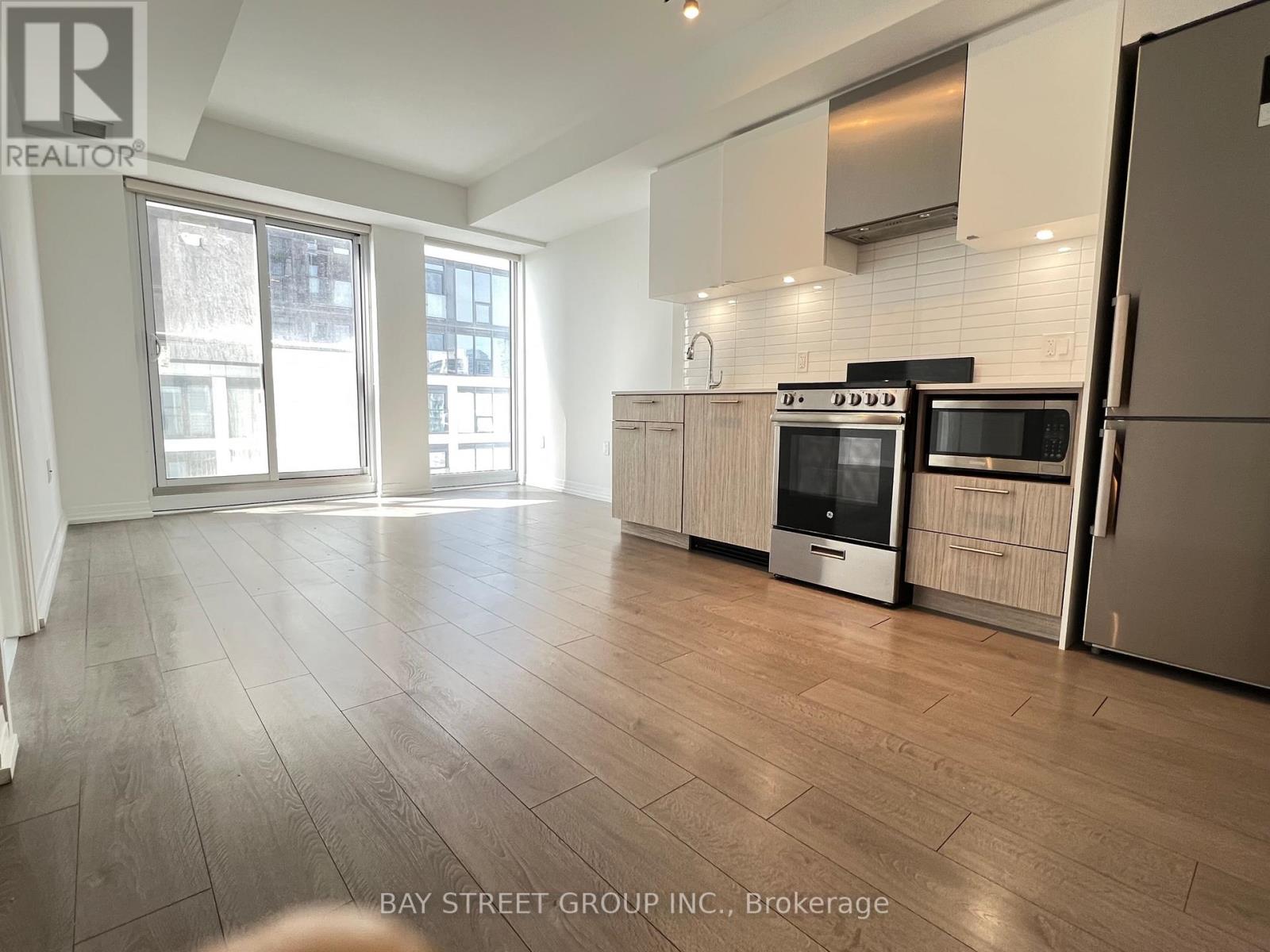 200 Dundas Street East, Unit 2504, Toronto — For rent @ $2,300 ...