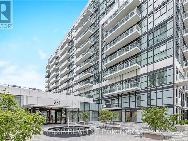 Empire Phoenix Condos - 1013 251 Manitoba Street - photo 1