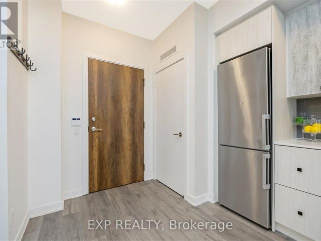 Empire Phoenix Condos - 1013 251 Manitoba Street - photo 3