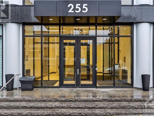 The Bowery Condos + Lofts - 813 255 Bay Street - photo 2