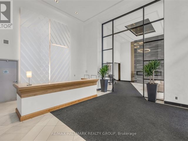 The Bowery Condos + Lofts - 812 255 Bay Street - photo 2