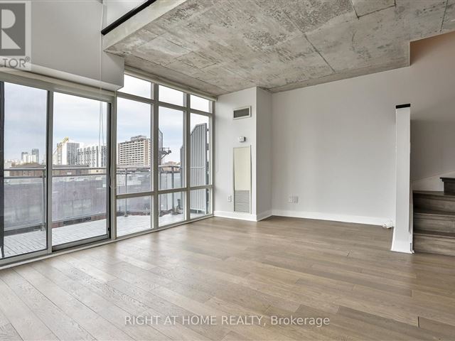 Space Lofts - 408 255 Richmond Street East - photo 2