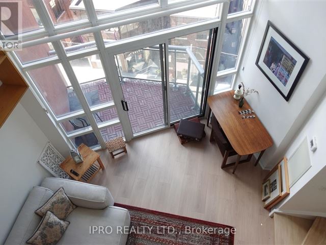 Space Lofts - 819 255 Richmond Street East - photo 1