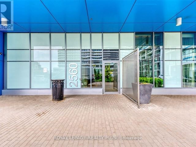 The West Tower - Daniels Erin Mills -  2560 Eglinton Avenue West - photo 1