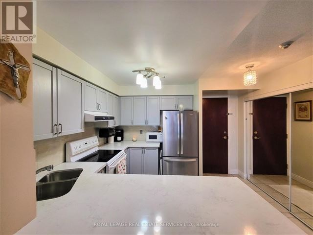 Parkway Place 2 - 904 2565 Erin Centre Boulevard - photo 2