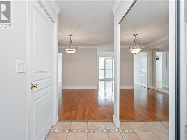 Parkway Place - 707 2585 Erin Centre Boulevard - photo 2