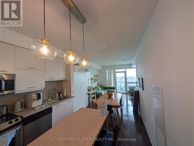 Bravo Boutique Condos - 1106 26 Norton Avenue - photo 2