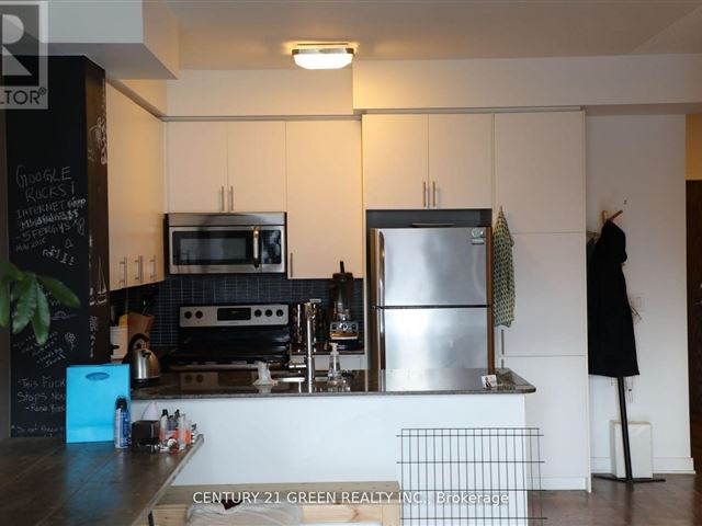 One Park West - 515 260 Sackville Street - photo 1