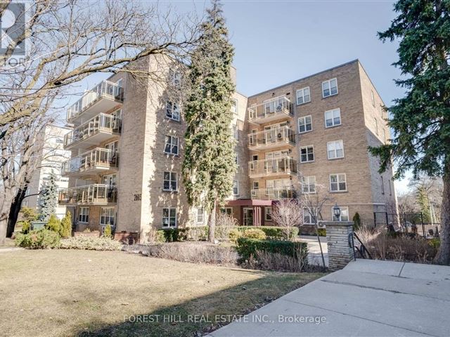 The Courtyards of Upper Forest Hill - 102 2603 Bathurst Street - photo 1