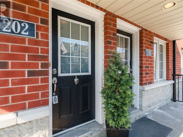 Bloor West Mews - 202 262 Saint Helens Avenue - photo 2