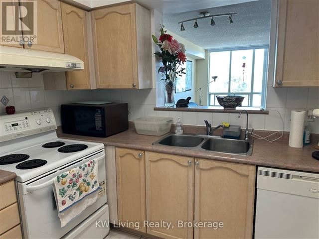 Windsor II - 613 2627 Mccowan Road - photo 2