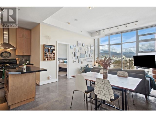 Soma Lofts - 609 2635 Prince Edward Street - photo 3