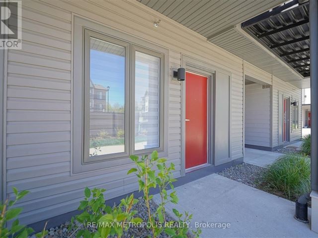 Maxx Urban Towns - 207 2635 William Jackson Drive - photo 3