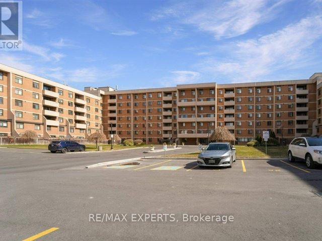 2645 Jane Street Condos - 120 2645 Jane Street - photo 1