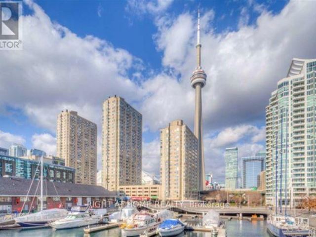 Harbourpoint 3 - 1904 270 Queens Quay West - photo 1