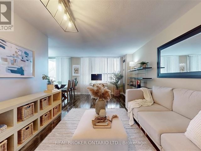 Fairmont Place - 206 2721 Victoria Park Avenue - photo 1