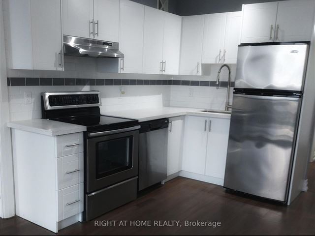 Westmount Condos - 706 2737 Keele Street - photo 1