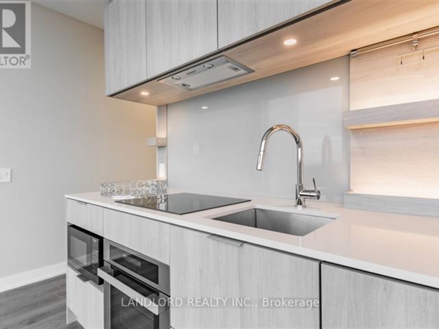 Westport Condos - 1609 28 Ann Street - photo 3