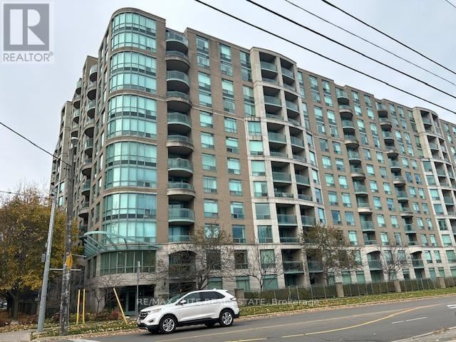 Park Palace 3 - 209 28 Pemberton Avenue - photo 1