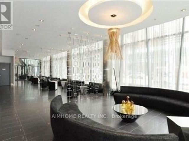 Couture - 1902 28 Ted Rogers Way - photo 2