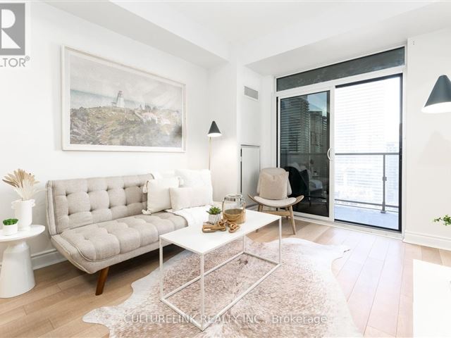 Couture - 3207 28 Ted Rogers Way - photo 3