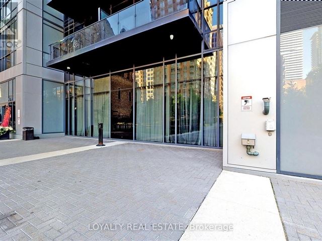Couture - 1403 28 Ted Rogers Way - photo 2