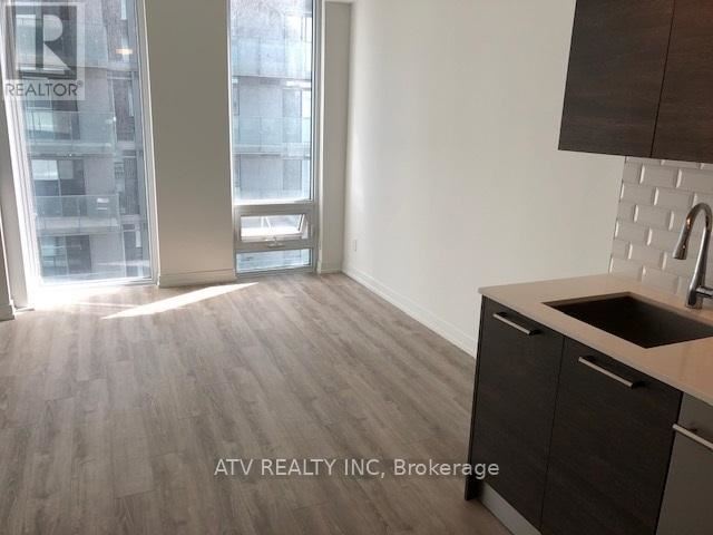 VOX Condos - 3205 28 Wellesley Street East - photo 2