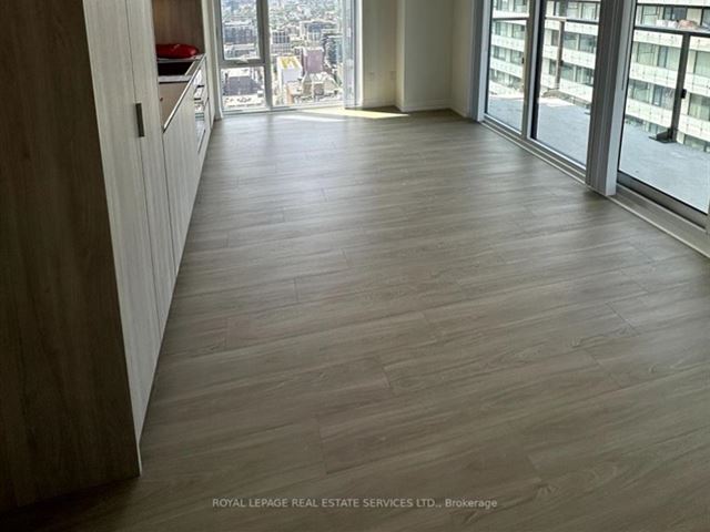 Encore Theatre District Condos - 4225 28 Widmer Street - photo 2