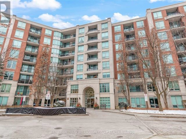 Hillside At York Mills 2 - 721 28 William Carson Crescent - photo 1