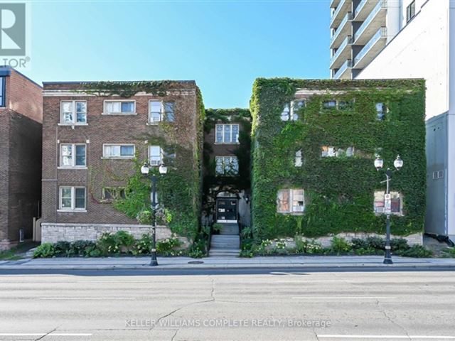 285 King ST W - 8 285 King Street West - photo 2