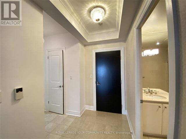 Kingsway Condominiums - 621 2855 Bloor Street West - photo 2