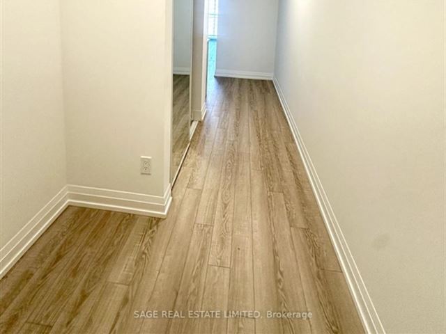 Linx Condos - 1404 286 Main Street - photo 2