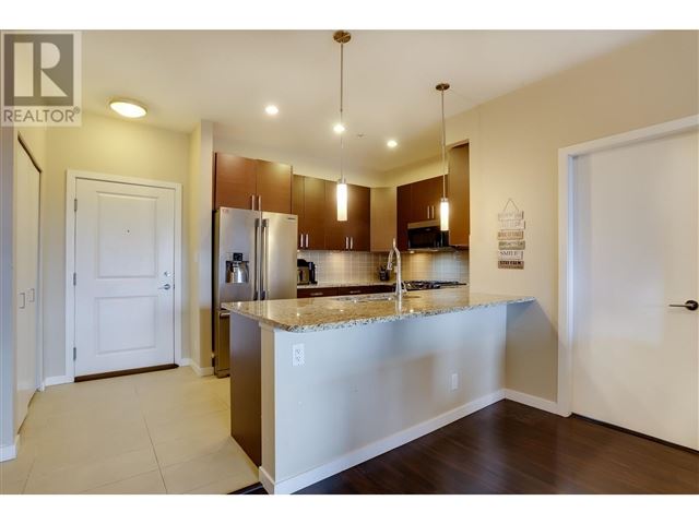 Via - 309 288 Hampton Street - photo 1