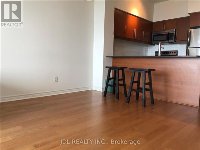 ARC - 1307 2885 Bayview Avenue - photo 3