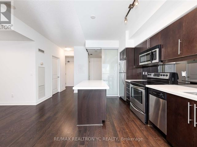 ARC - 621 2885 Bayview Avenue - photo 2