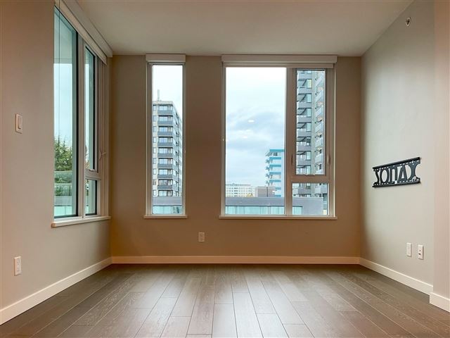 The Spot - 511 2888 Cambie Street - photo 2