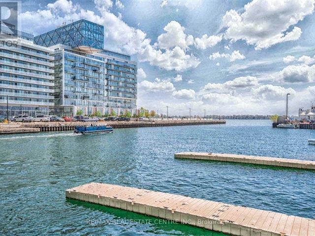 Pier 27 Phase 2 - 825 29 Queens Quay East - photo 1