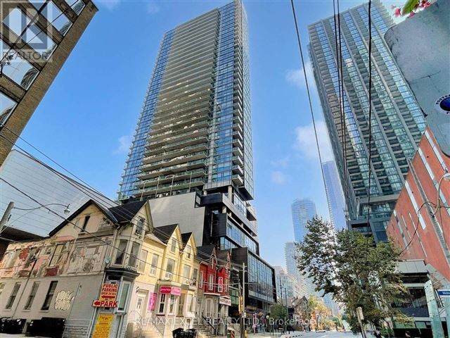 The Bond Condos - 704 290 Adelaide Street West - photo 1