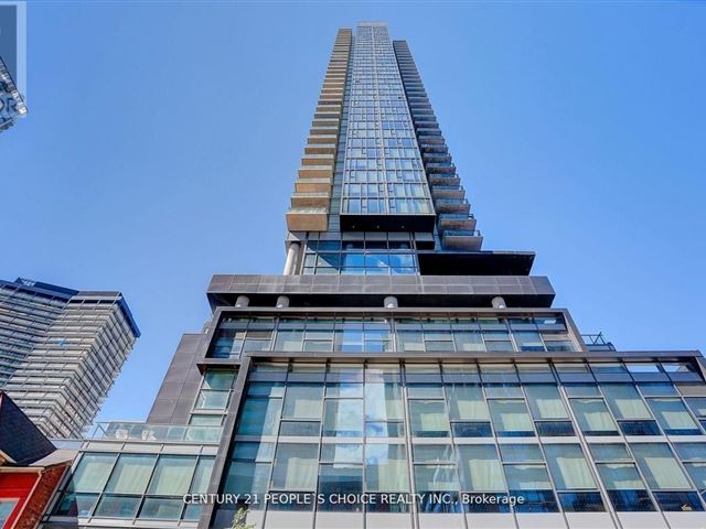 The Bond Condos - 3301 290 Adelaide Street West - photo 1