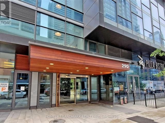 The Bond Condos - 2911 290 Adelaide Street West - photo 1